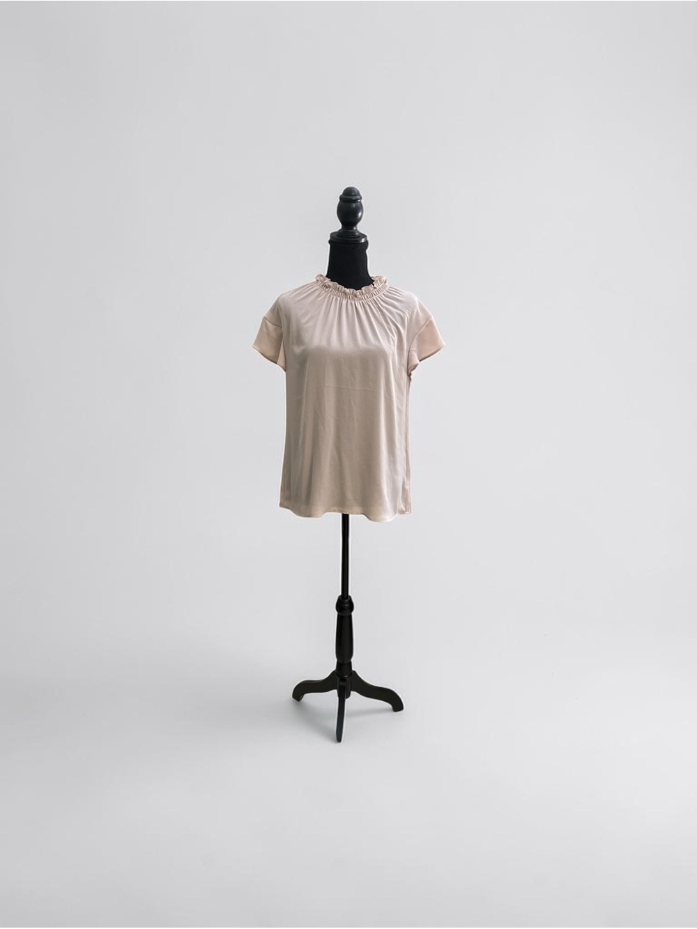 Express Cream Ruffle-Neck Short Sleeve Tee
